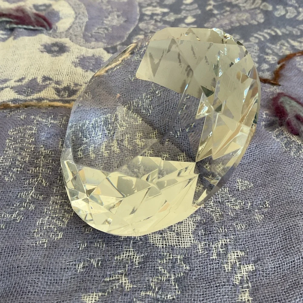 Corning Museum of Glass Diamond-Shaped Crystal Paperweight 3” NWT